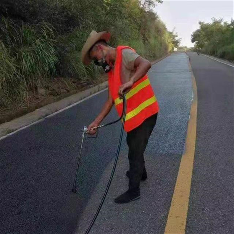 淄博 彩色防滑路面的底涂是保障路面附着力