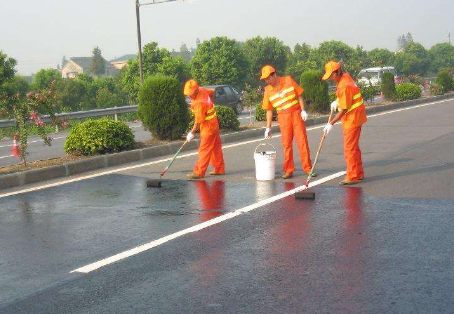 淄博 彩色路面喷漆维修改色的使用寿命有多长？